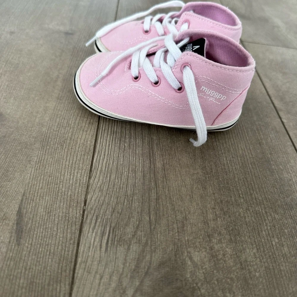 New Boutique Baby Girl Soft Crib First Steps Walking Canvas Shoes Sneakers Sz 5